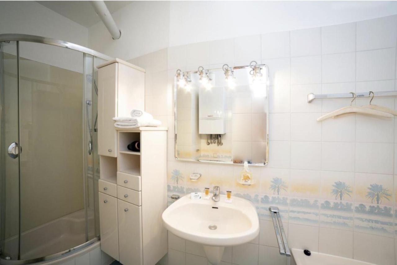 Calm 60m2 Flat Close To Center - Free Parking Apartamento